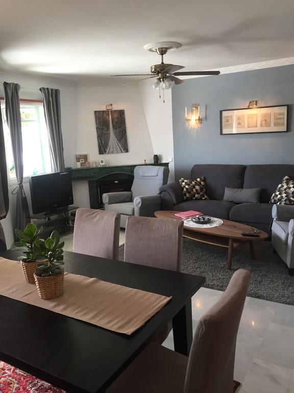 Ocean Point Apartman Sitio de Calahonda Kültér fotó
